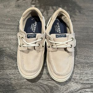 Gently used condition sperry shoes size 12